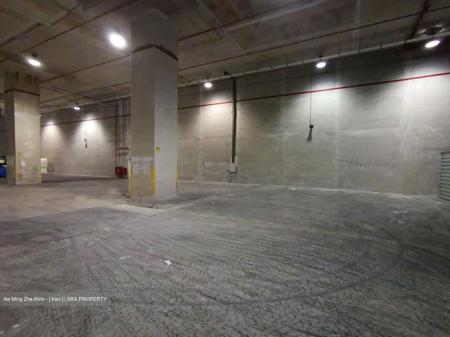 Jalan Buroh (D22), Warehouse #566120871